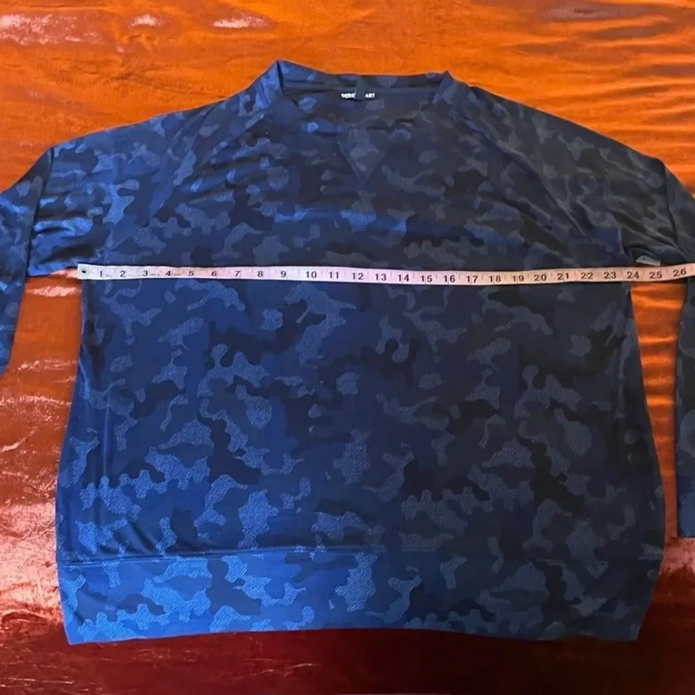 Derek Heart Men’s Navy Blue Camo Long Sleeve Pullover crew neck sweater (XL)